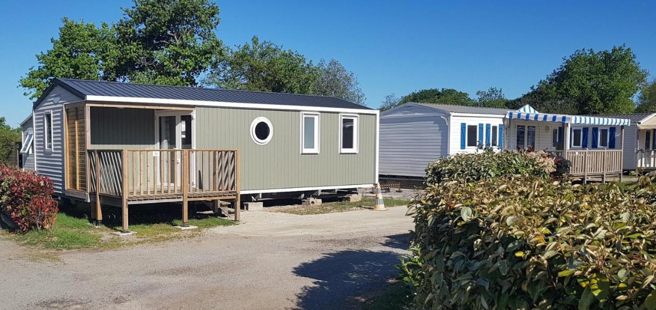 Camping Insolite Le Haut Village Сен-Мишель-Шеф-Шеф Экстерьер фото