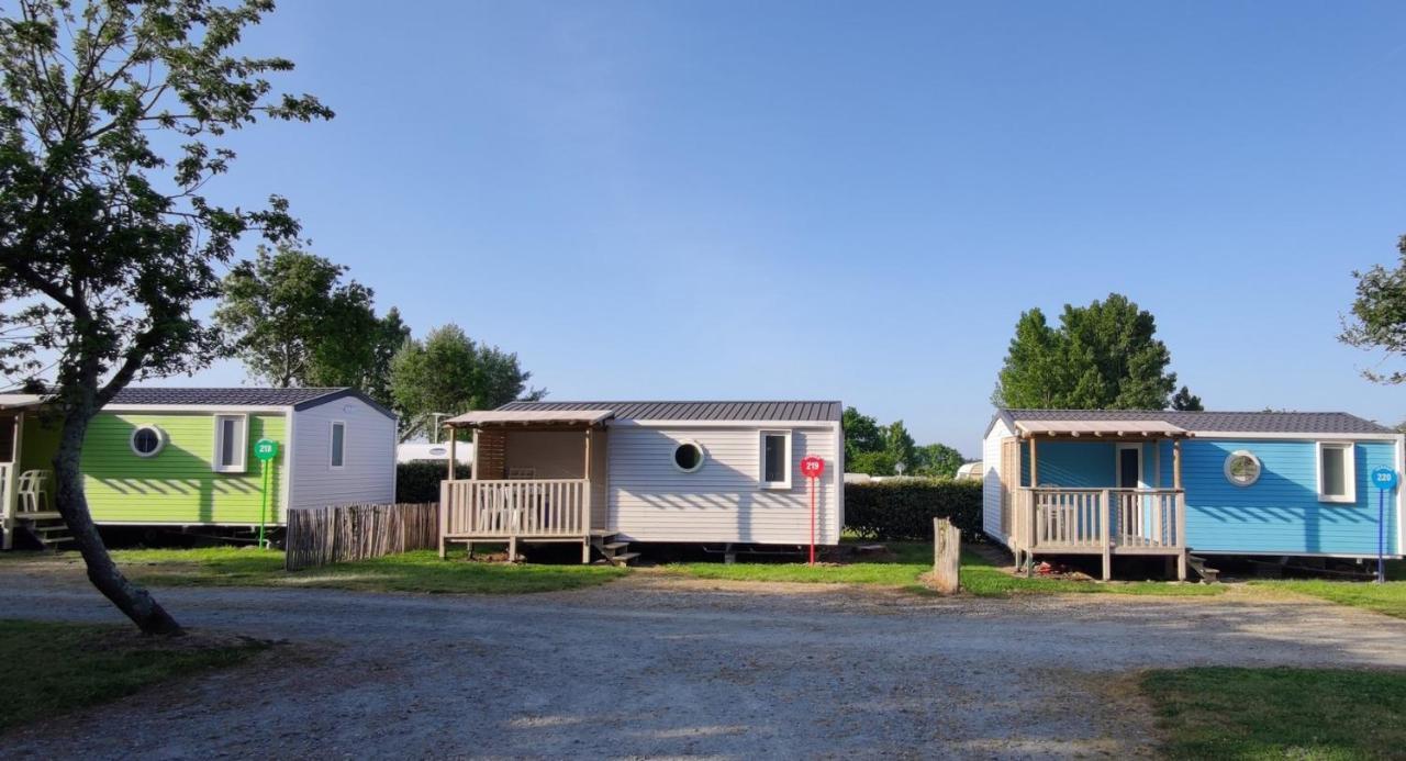 Camping Insolite Le Haut Village Сен-Мишель-Шеф-Шеф Экстерьер фото