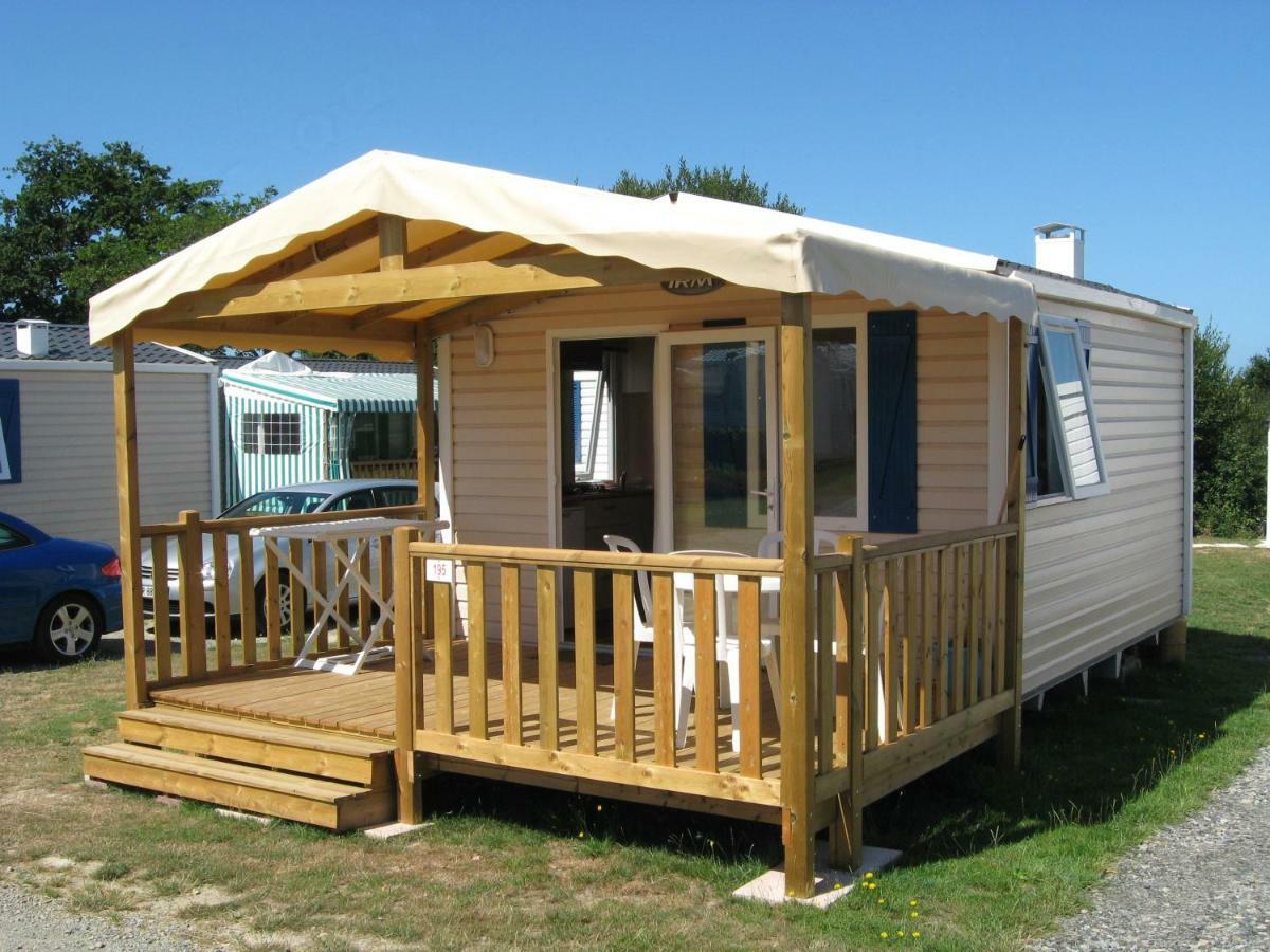 Camping Insolite Le Haut Village Сен-Мишель-Шеф-Шеф Экстерьер фото